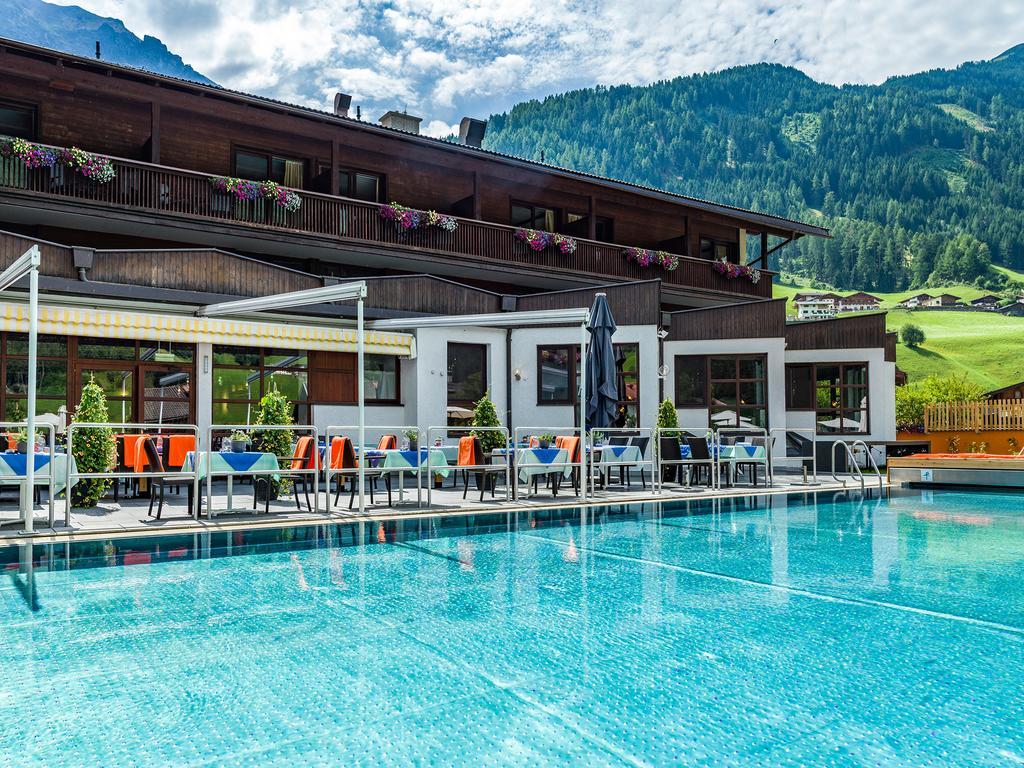 Отель Happy Stubai Нойштифт-им-Штубайталь Экстерьер фото