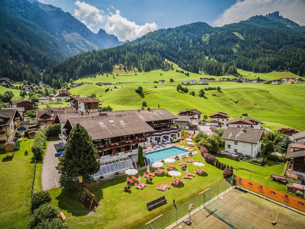Отель Happy Stubai Нойштифт-им-Штубайталь Экстерьер фото