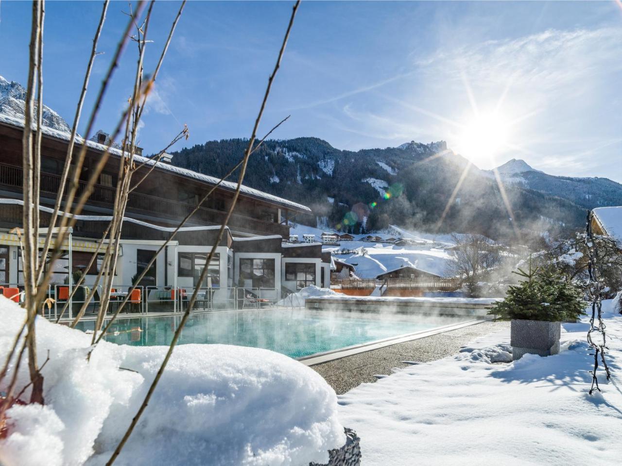 Отель Happy Stubai Нойштифт-им-Штубайталь Экстерьер фото